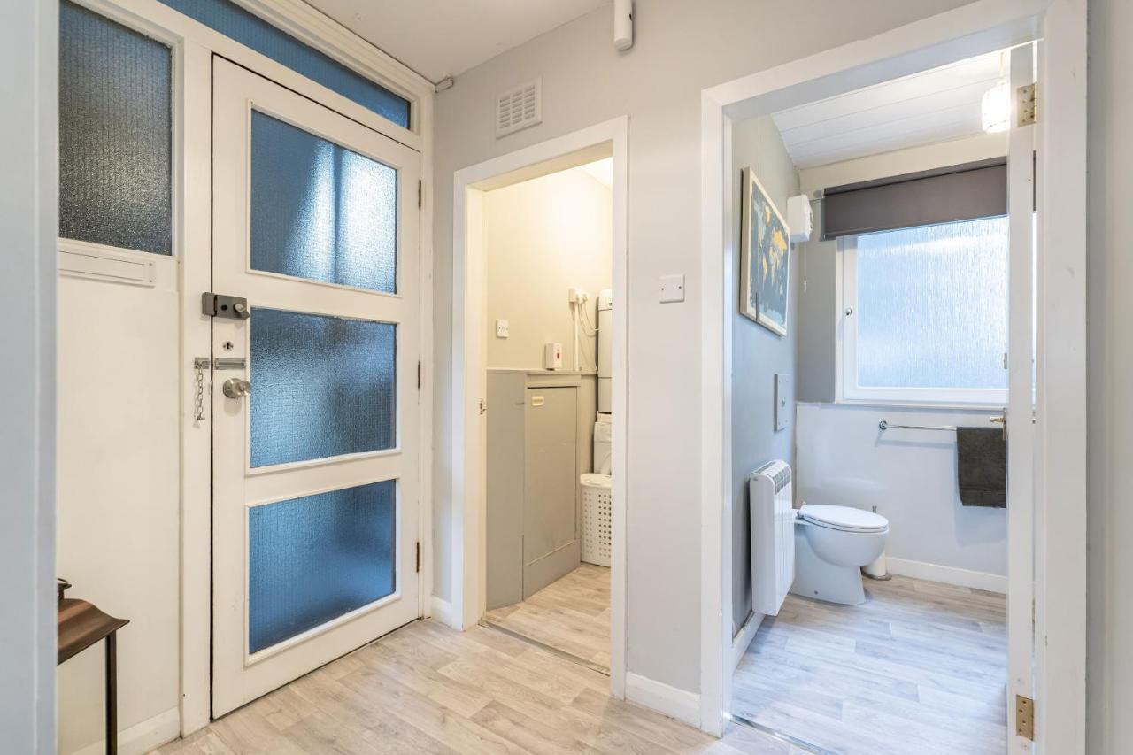 Ground-Fl Two Bedroom Apartment In ברידג' אוף אלן מראה חיצוני תמונה